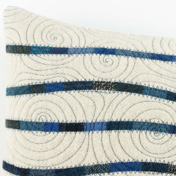 Blue Willow Cushion 27 • 15x22