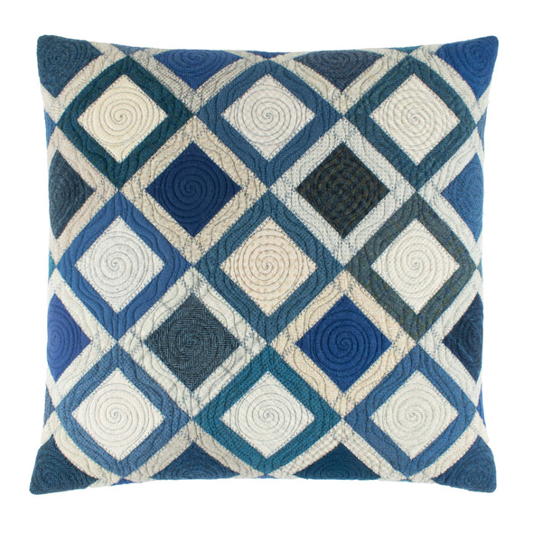 Blue Willow Cushion 31 • 20x20