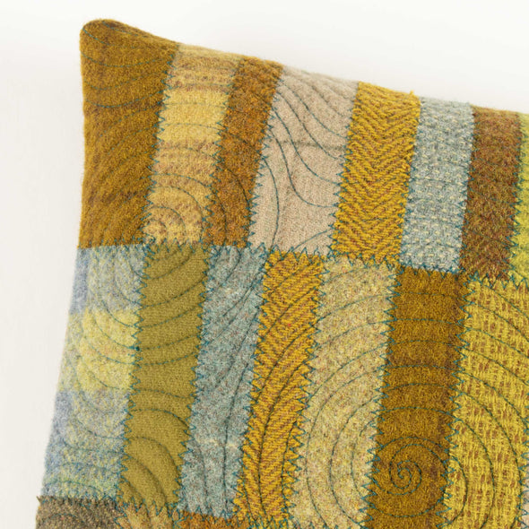 Headwaters Cushion H • 20x20