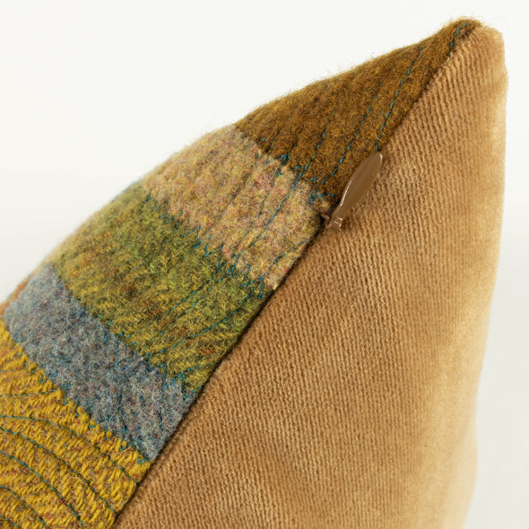 Headwaters Cushion I • 15x20