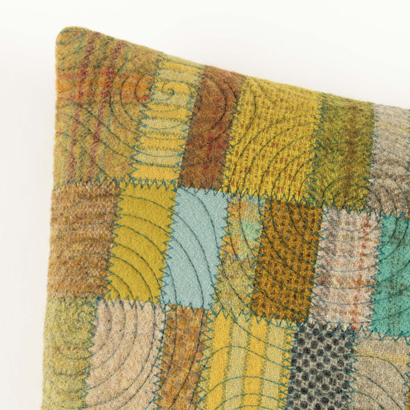 Headwaters Cushion L • 15x20