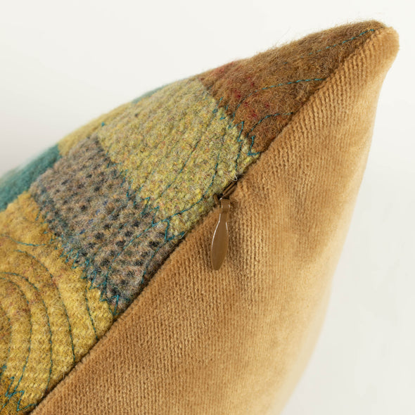 Headwaters Cushion L • 15x20