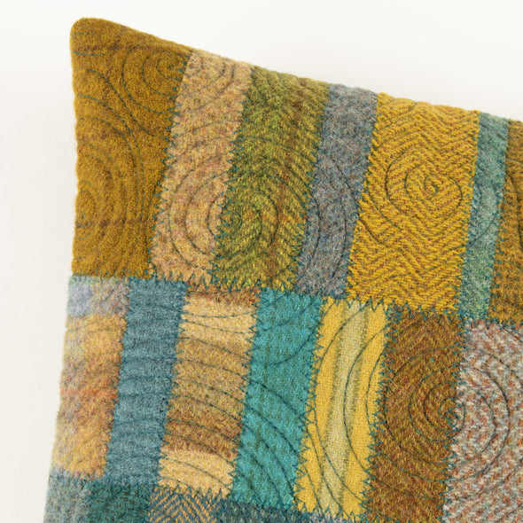 Headwaters Cushion M • 15x20