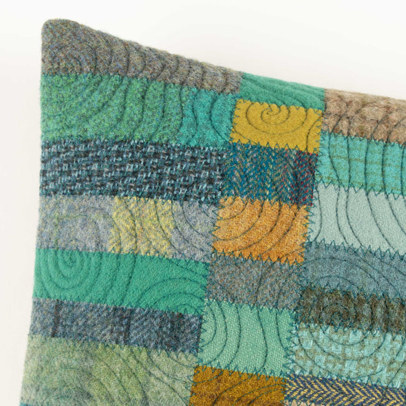 Headwaters Cushion O • 15x20