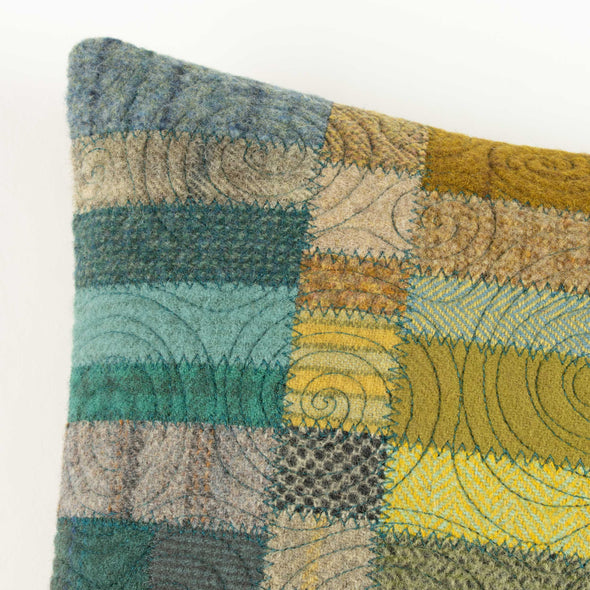 Headwaters Cushion D • 20x20