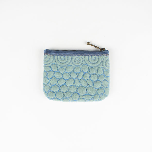 Small Pouch • Solids 17