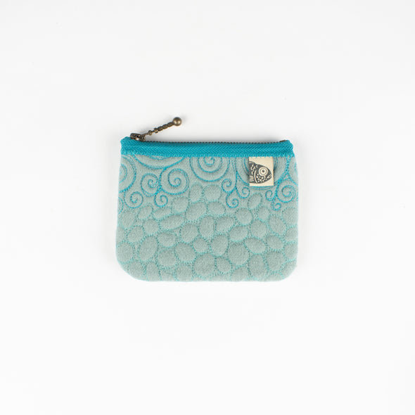 Small Pouch • Solids 18