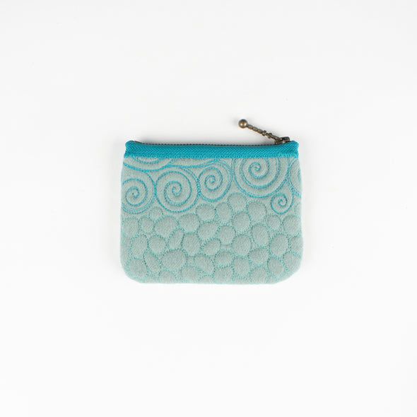 Small Pouch • Solids 18