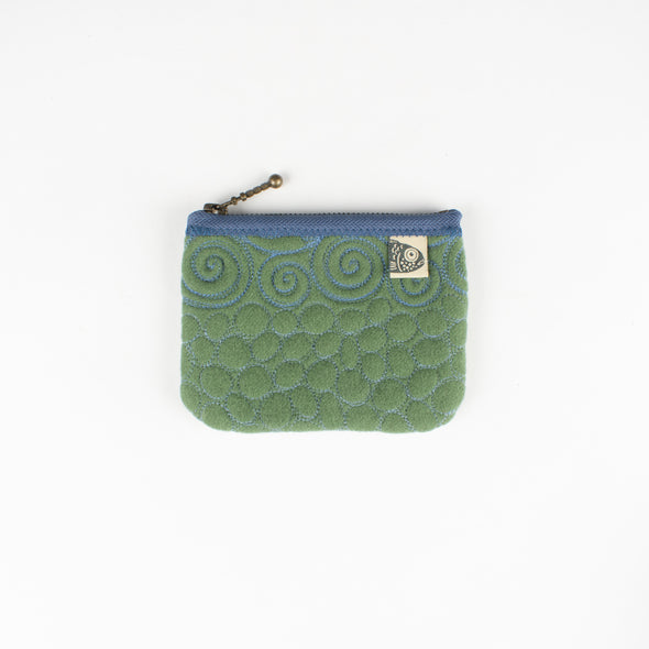 Small Pouch • Solids 19