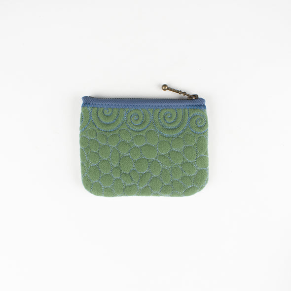 Small Pouch • Solids 19