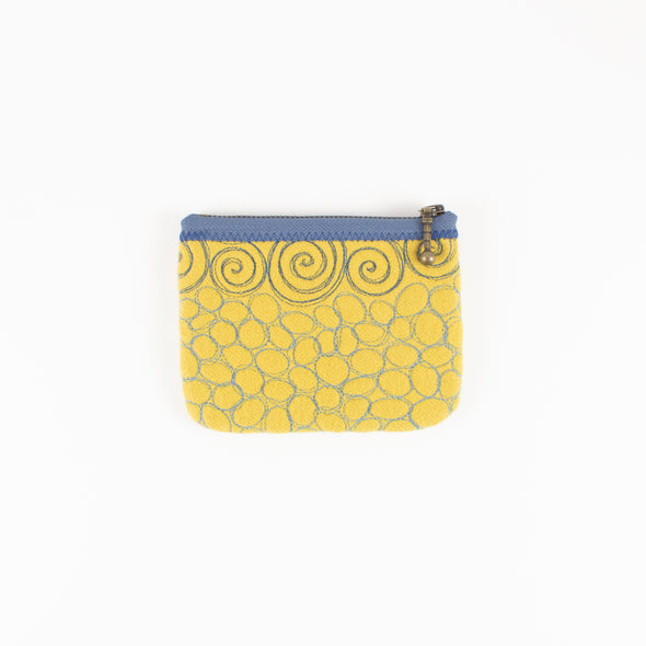 Small Pouch • Solids D